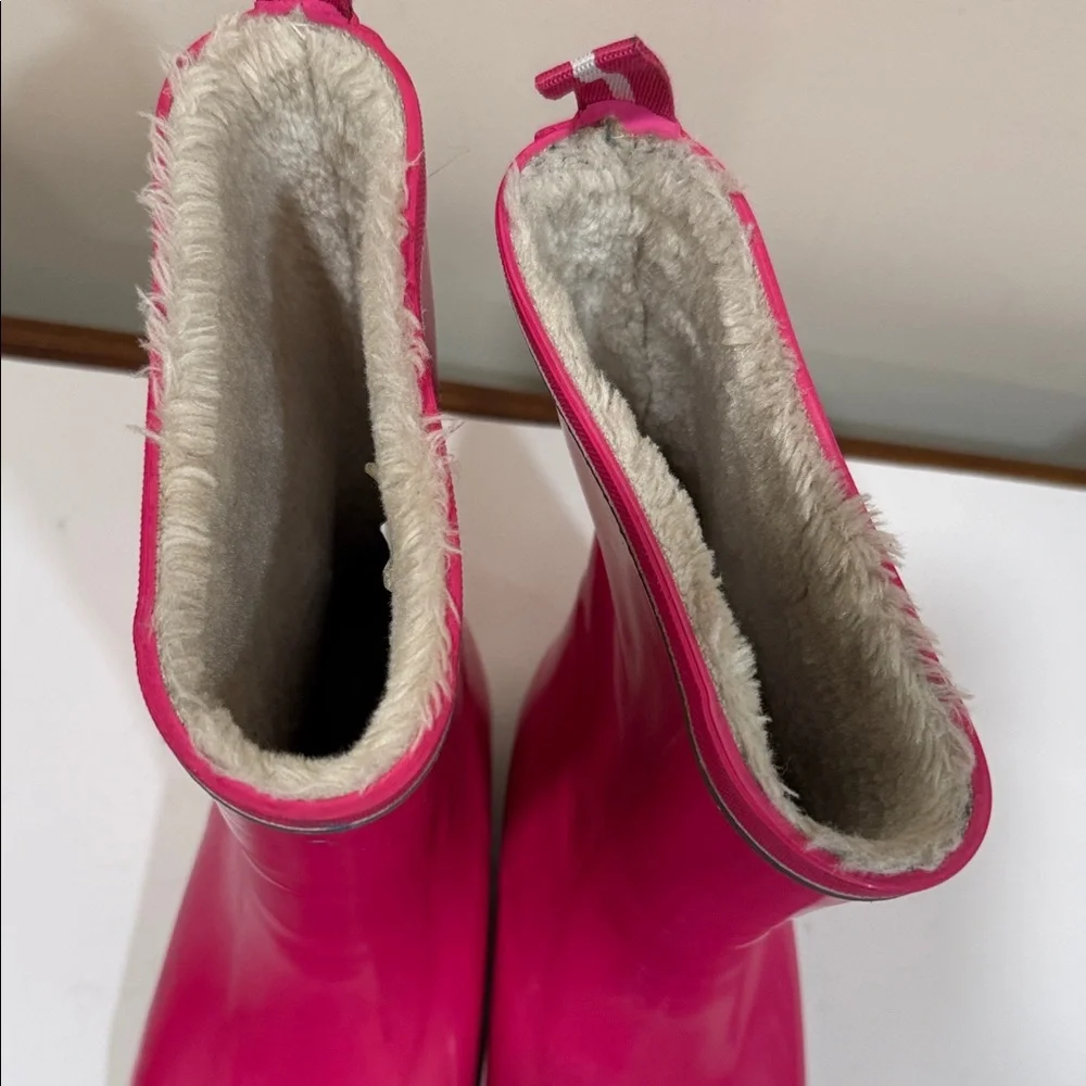 Tretorn Fuchsia Waterproof Fleece Lined Boots (sz US 6 or Euro 37)